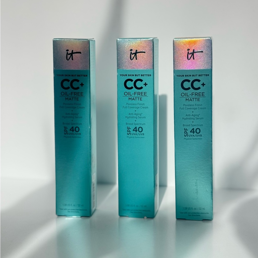 it Cosmetics CC+ Oil-Free Matte Foundation